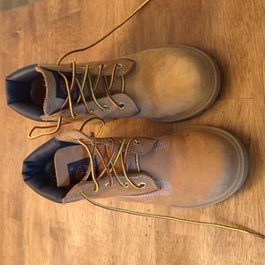Timberland boots size 1 in kids BUNDLE TO SAVE!